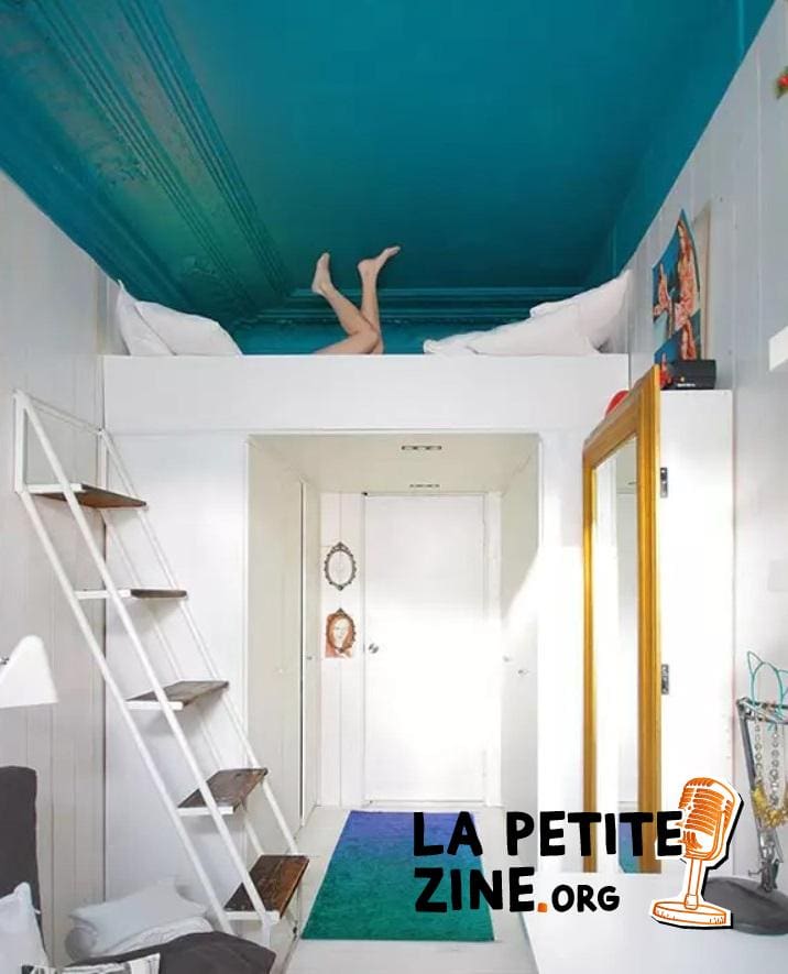 Plafond de couleur bleu canard