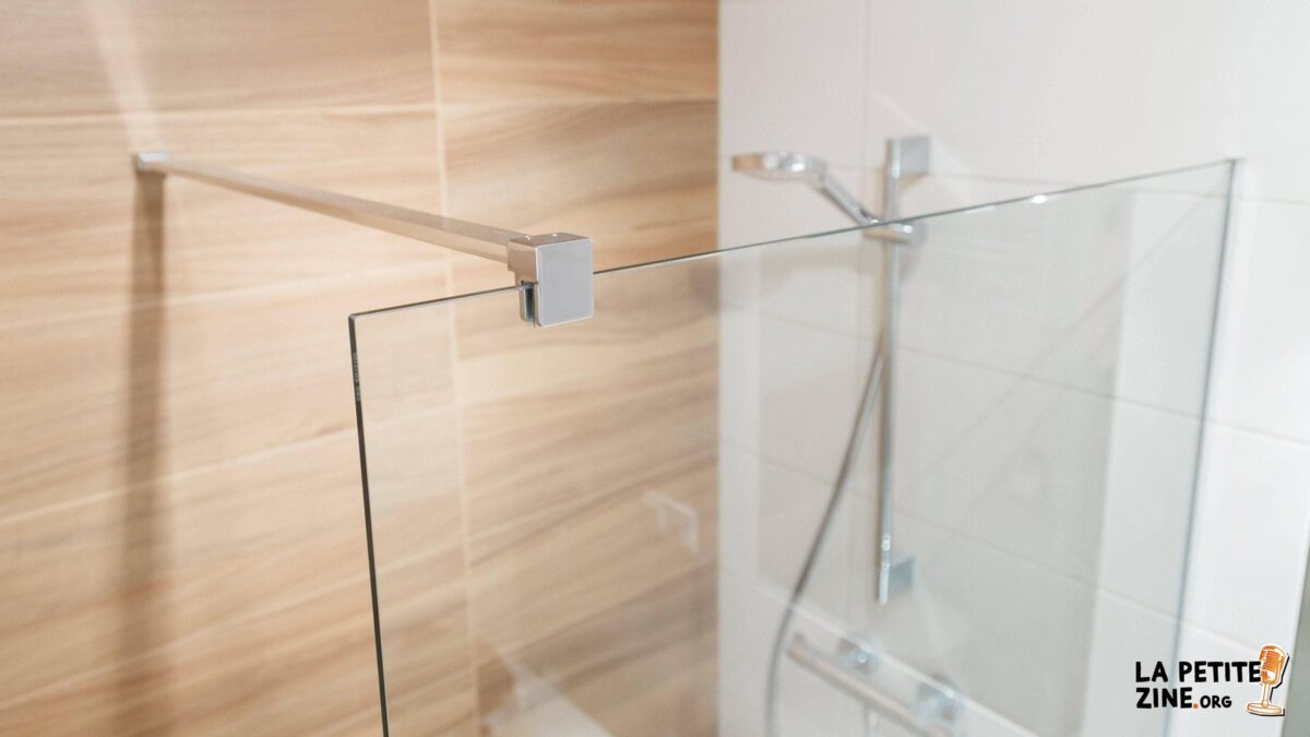 Comment choisir la paroi de douche baignoire idéale pour votre salle de bain ?