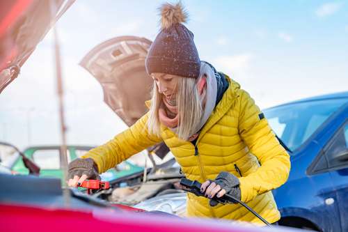 comment recharger une batterie de voiture sans chargeur