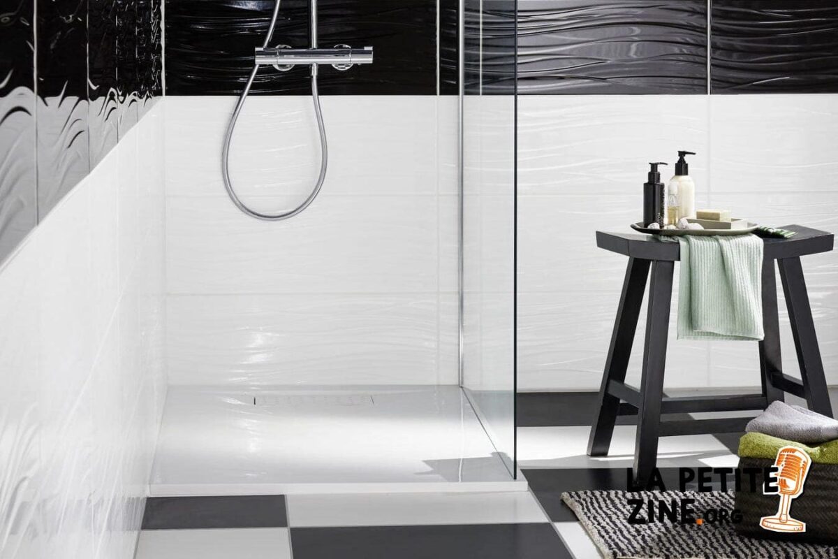 Quel carrelage choisir pour une salle de bain moderne ?